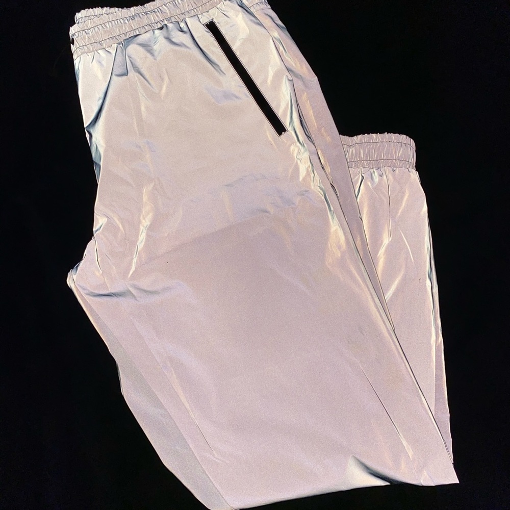 Reflective windbreaker joggers in silver unisex